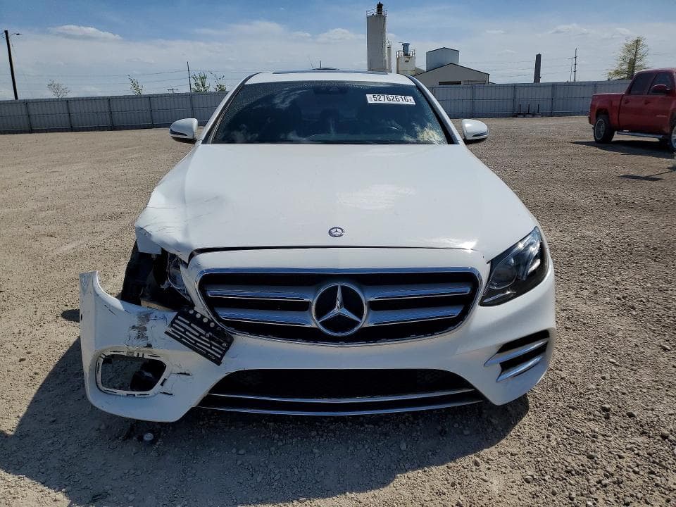 2017 MERCEDES-BENZ E 300 4MATIC 5