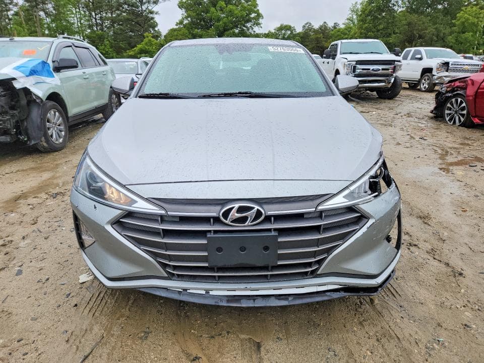 2020 HYUNDAI ELANTRA SEL 5