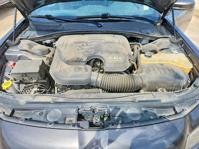 2019 CHRYSLER 300 S 11