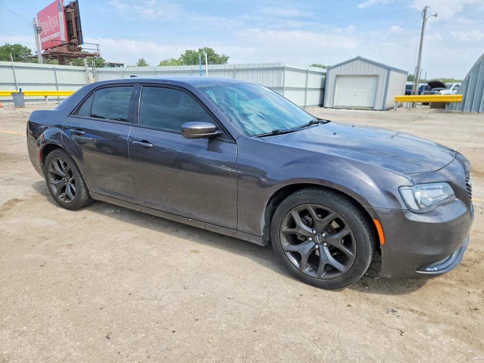 2019 CHRYSLER 300 S 4