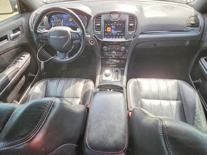 2019 CHRYSLER 300 S 8