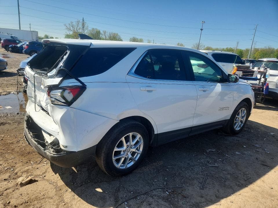 2024 CHEVROLET EQUINOX LT 3