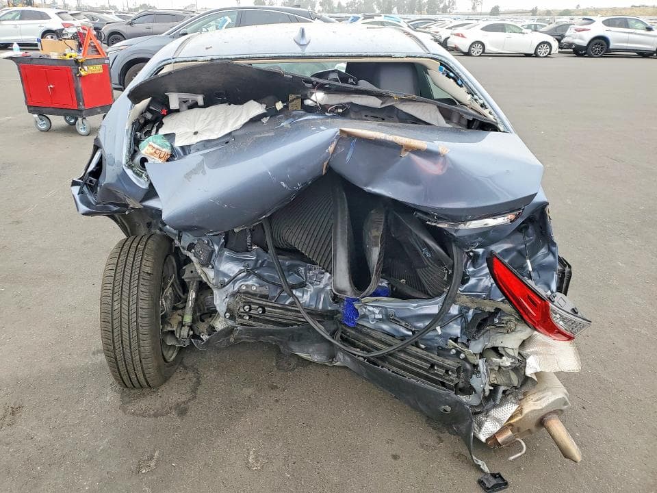 2026 TOYOTA COROLLA 7