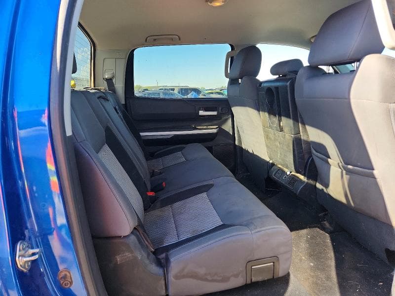 2017 TOYOTA TUNDRA SR5 10