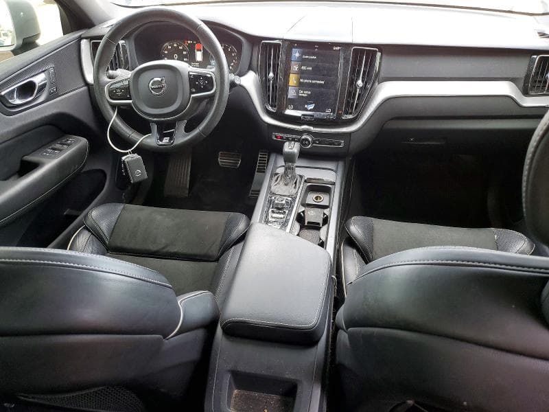 2018 VOLVO XC60 T5 R-DESIGN 8