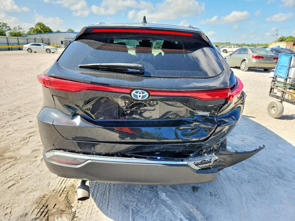 2022 TOYOTA VENZA XLE 6