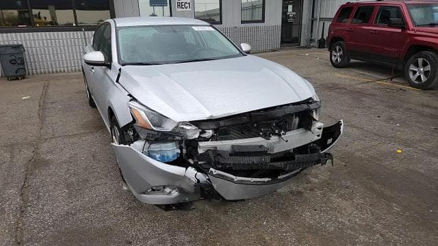 2019 NISSAN ALTIMA S S 13