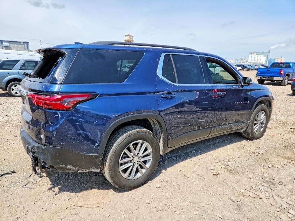 2023 CHEVROLET TRAVERSE LT 3