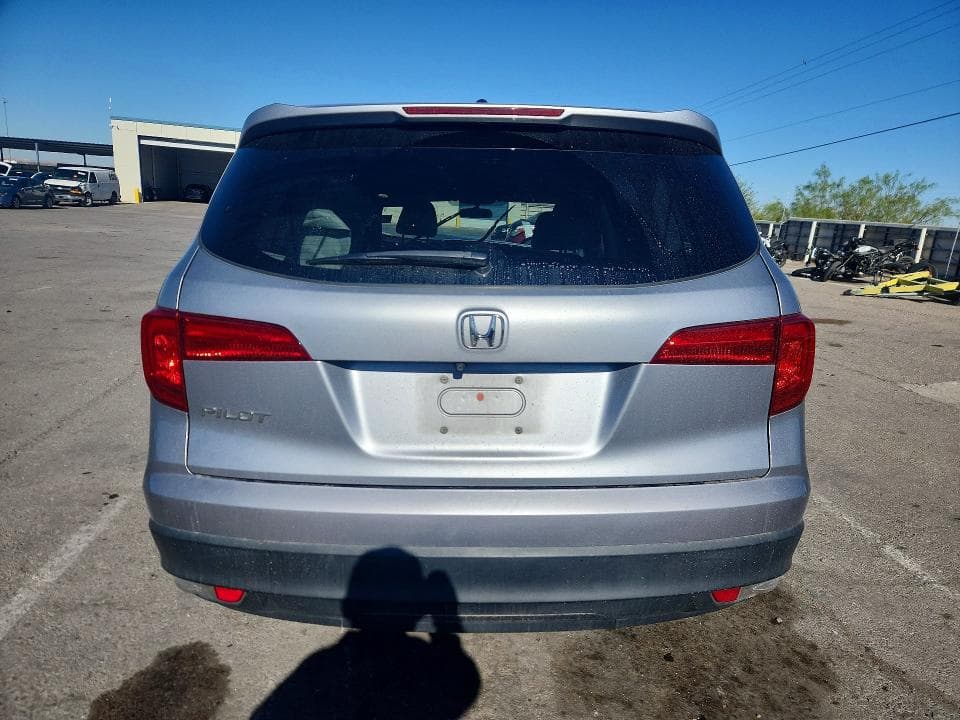2018 HONDA PILOT EX 6
