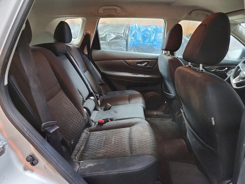 2017 NISSAN ROGUE S 11