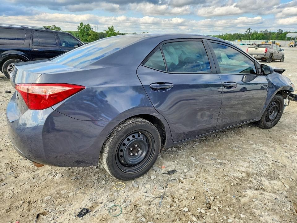 2019 TOYOTA COROLLA LE 3