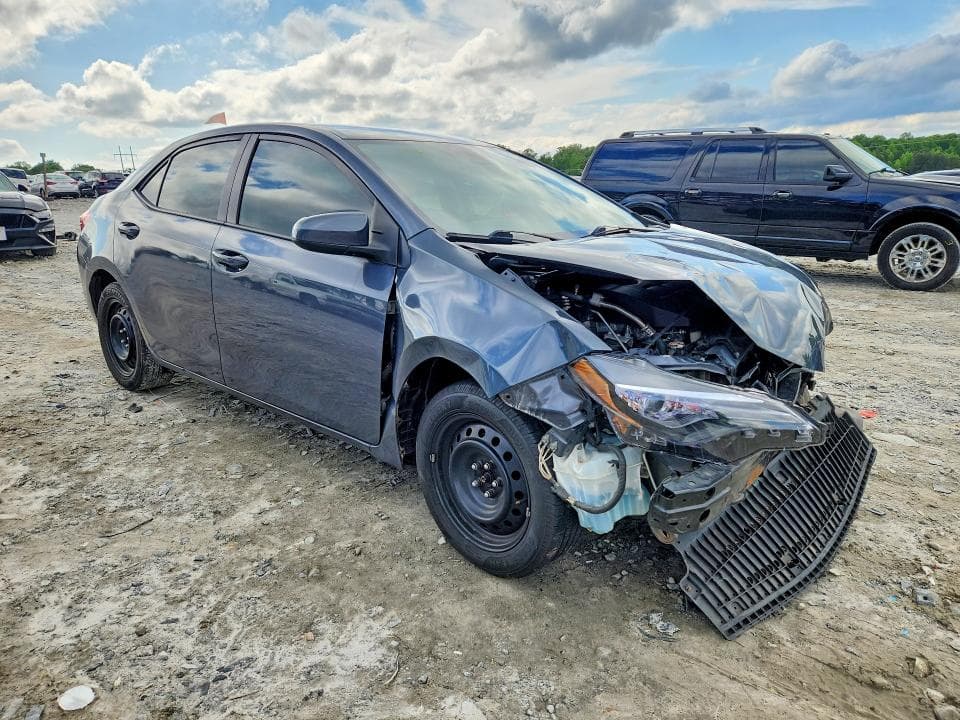 2019 TOYOTA COROLLA LE 4
