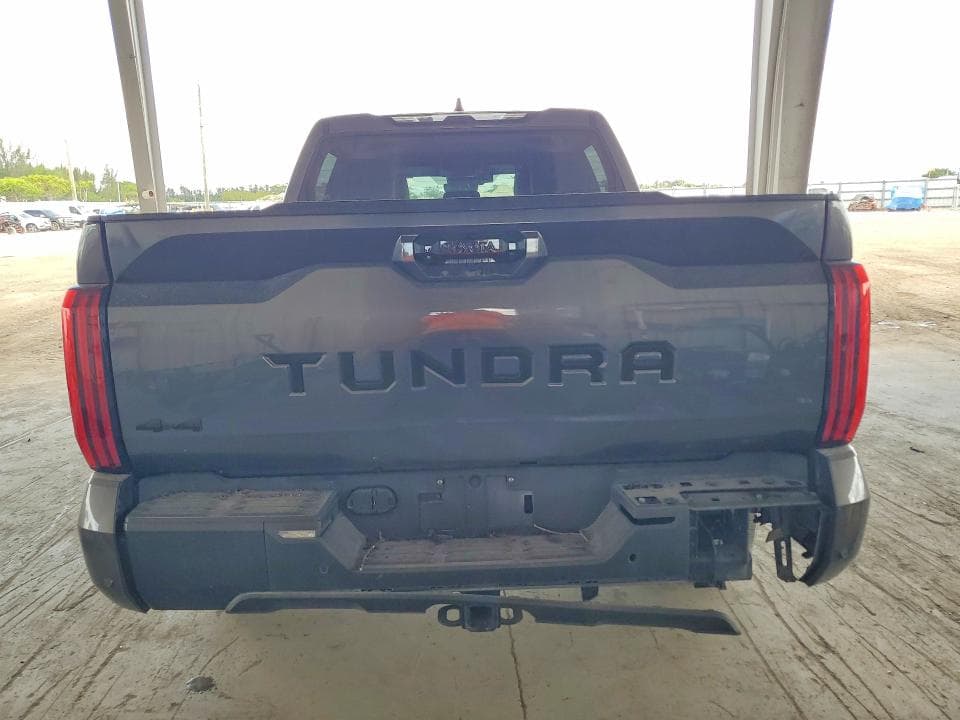 2024 TOYOTA TUNDRA LIMITED HV 6
