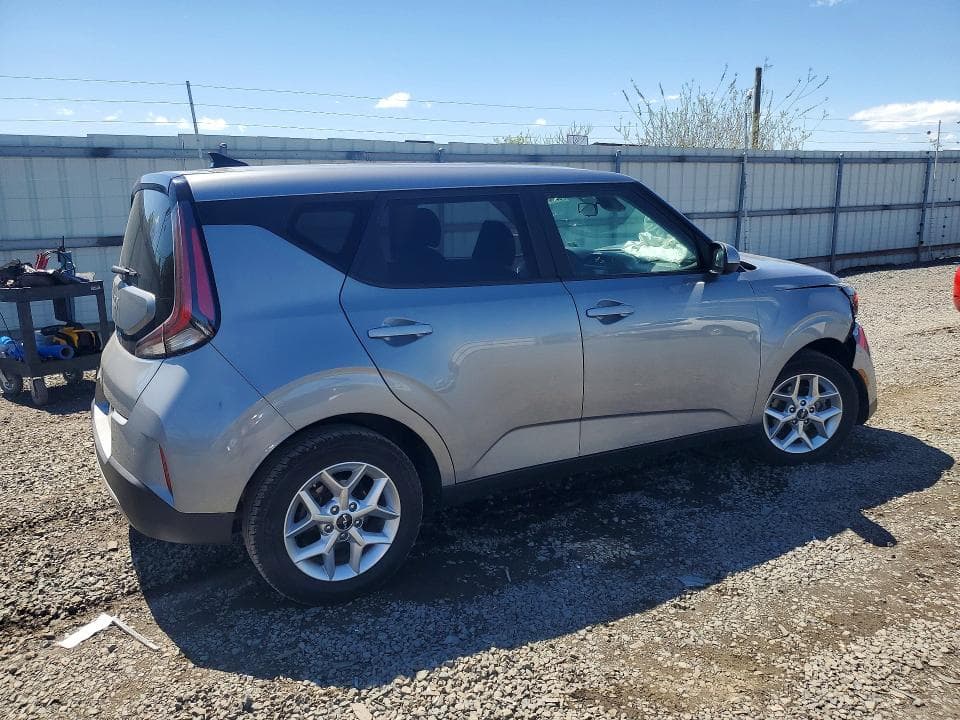 2023 KIA SOUL LX 3