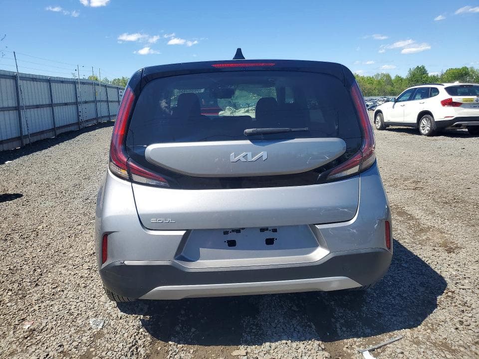 2023 KIA SOUL LX 6