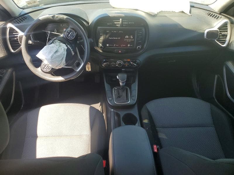 2023 KIA SOUL LX 8