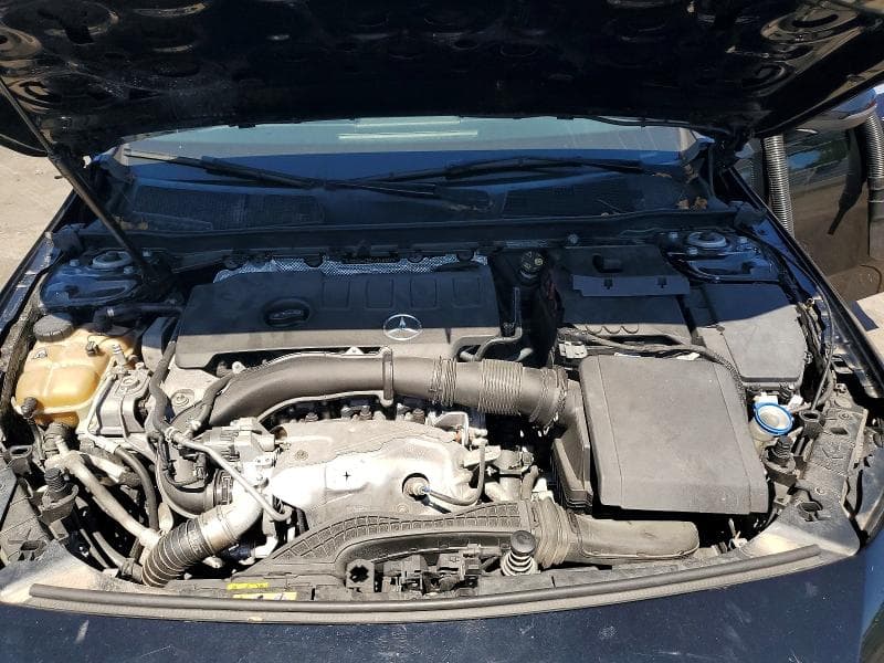 2019 MERCEDES-BENZ A 220 12