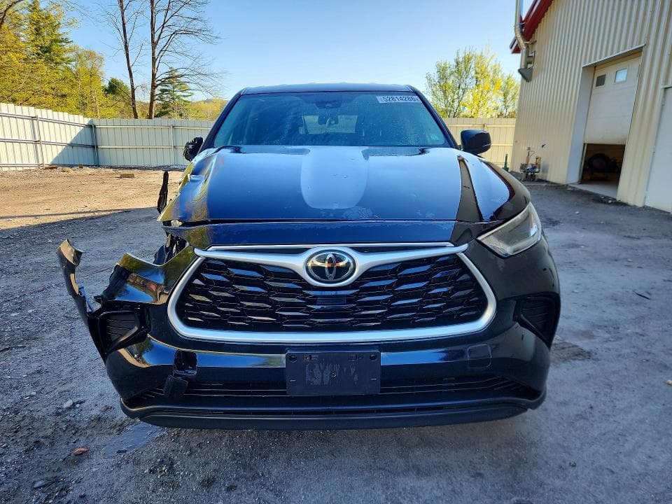 2021 TOYOTA HIGHLANDER L L 5