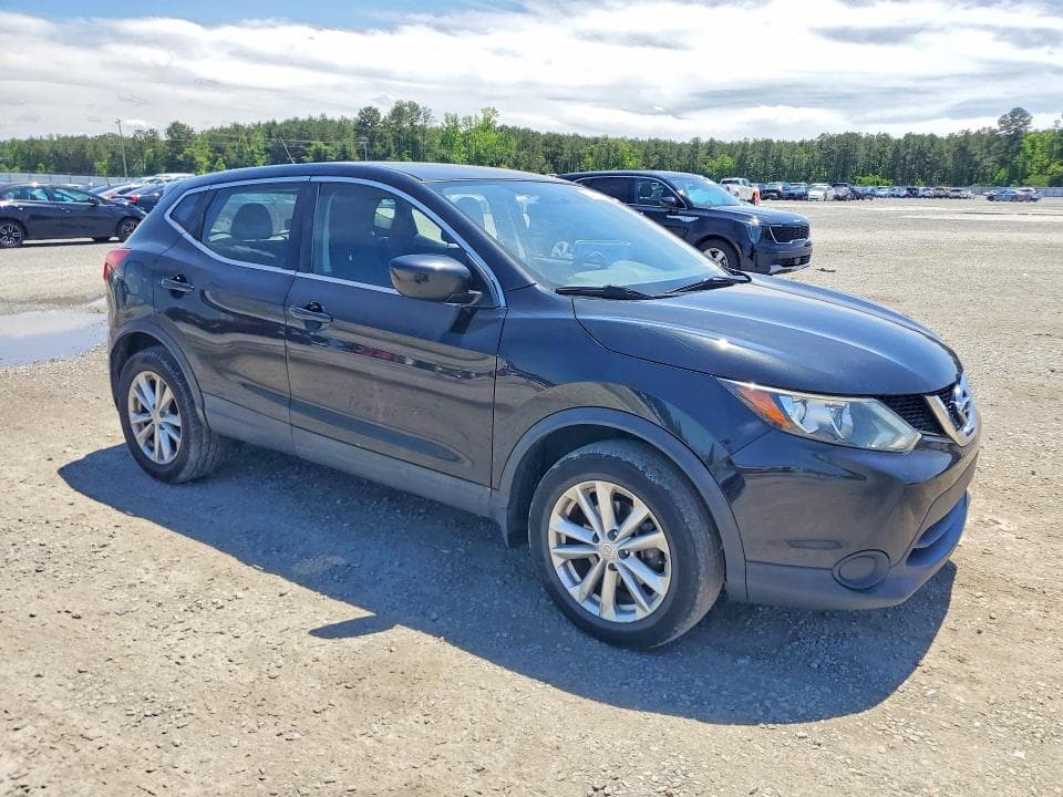 2017 NISSAN ROGUE SPORT S 4
