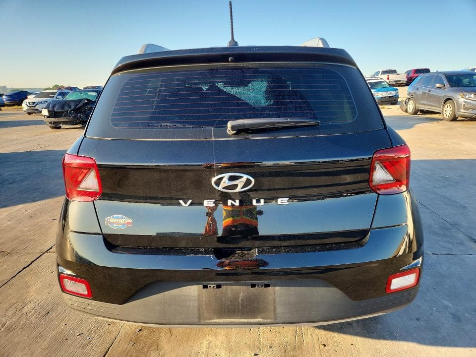 2024 HYUNDAI VENUE SEL 6