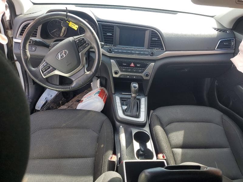2018 HYUNDAI ELANTRA SEL 8