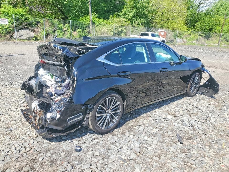 2023 LEXUS ES 300H BASE 3
