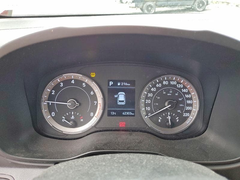 2022 HYUNDAI VENUE SEL 9