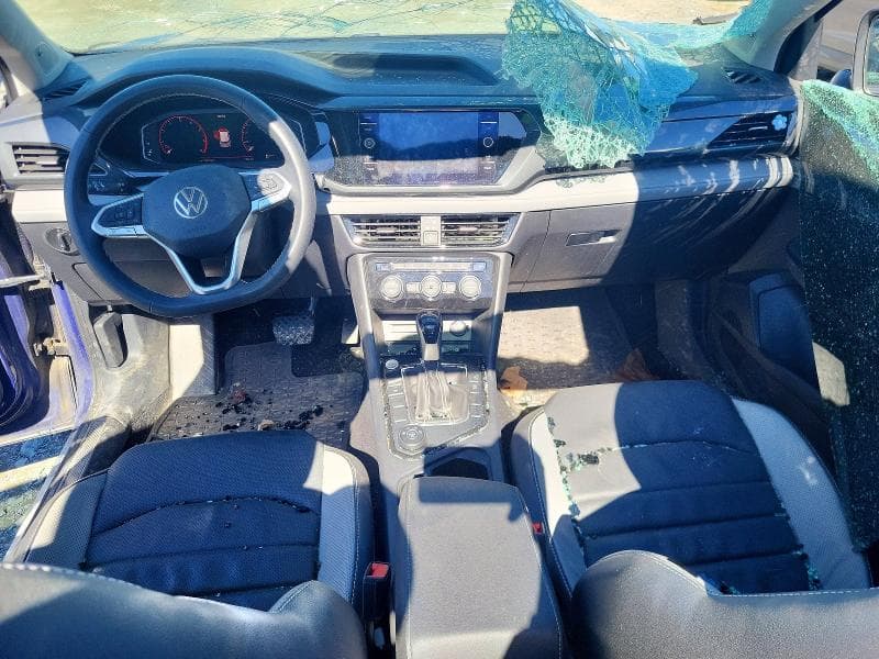 2023 VOLKSWAGEN TAOS SEL SEL 9