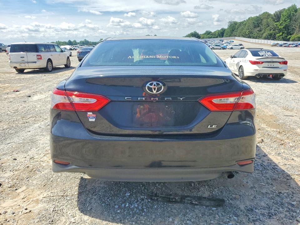 2018 TOYOTA CAMRY LE LE 6