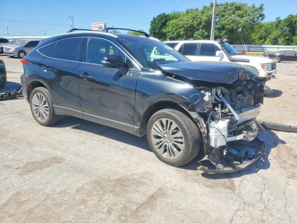 2023 TOYOTA VENZA XLE 4