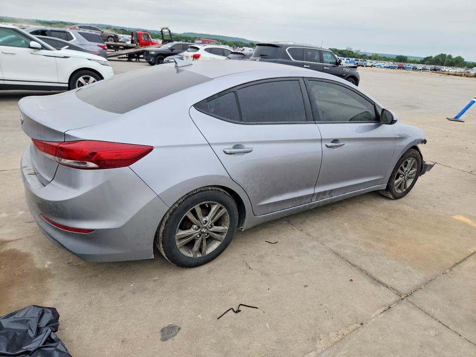 2017 HYUNDAI ELANTRA SE SE 3