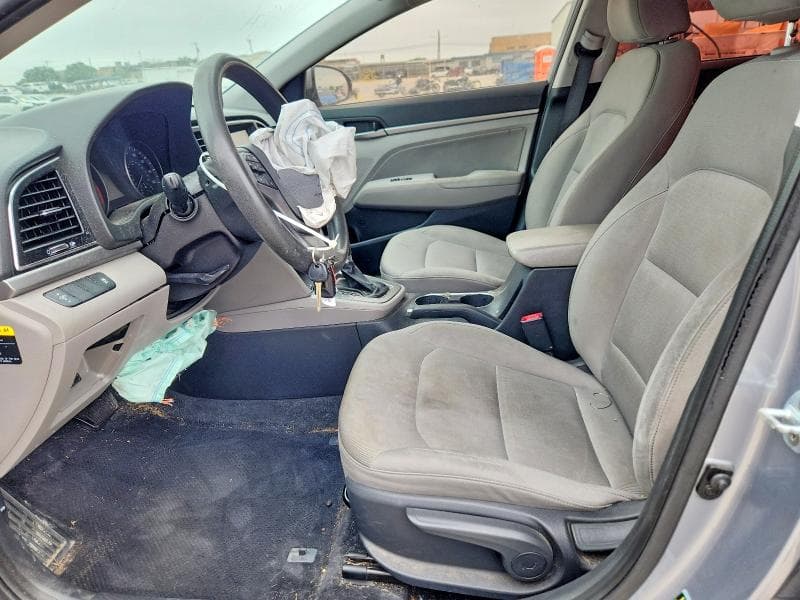 2017 HYUNDAI ELANTRA SE SE 7