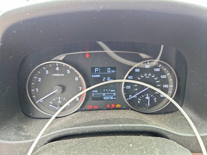 2017 HYUNDAI ELANTRA SE SE 9