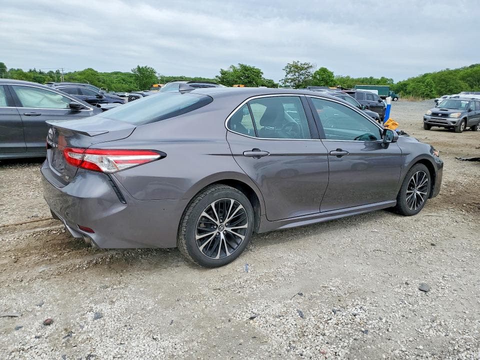 2020 TOYOTA CAMRY SE SE 4