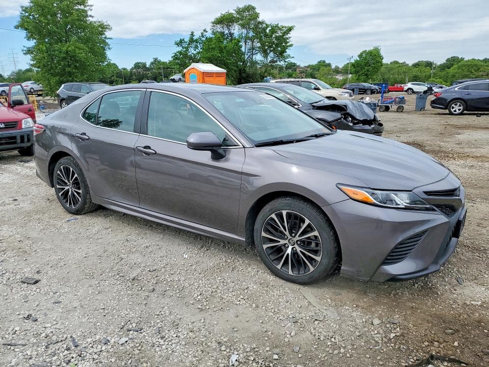 2020 TOYOTA CAMRY SE SE 5