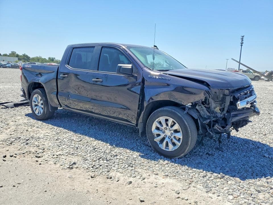 2022 CHEVROLET SILVERADO K1500 CUSTOM 4