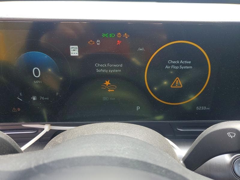 2026 HYUNDAI KONA SEL PREMIUM SEL PREMIUM 9