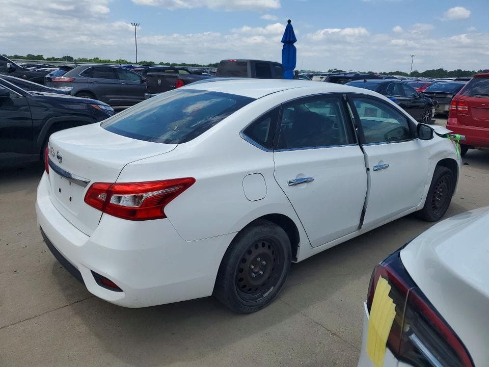 2018 NISSAN SENTRA S 3