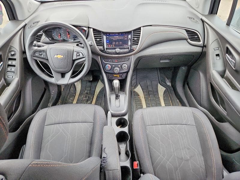 2020 CHEVROLET TRAX 1LT 8