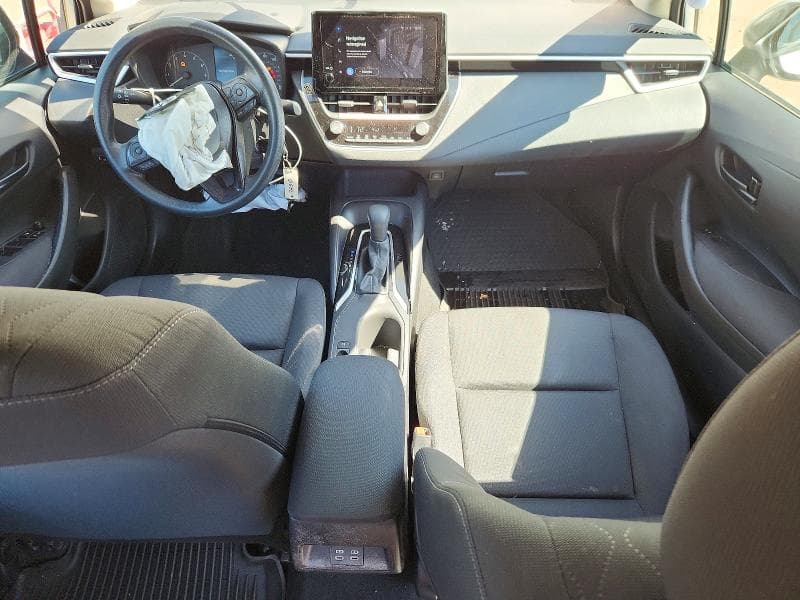2025 TOYOTA COROLLA LE 8