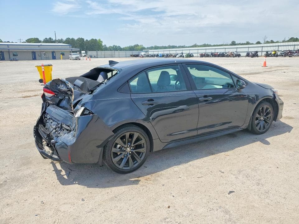 2026 TOYOTA COROLLA SE 3