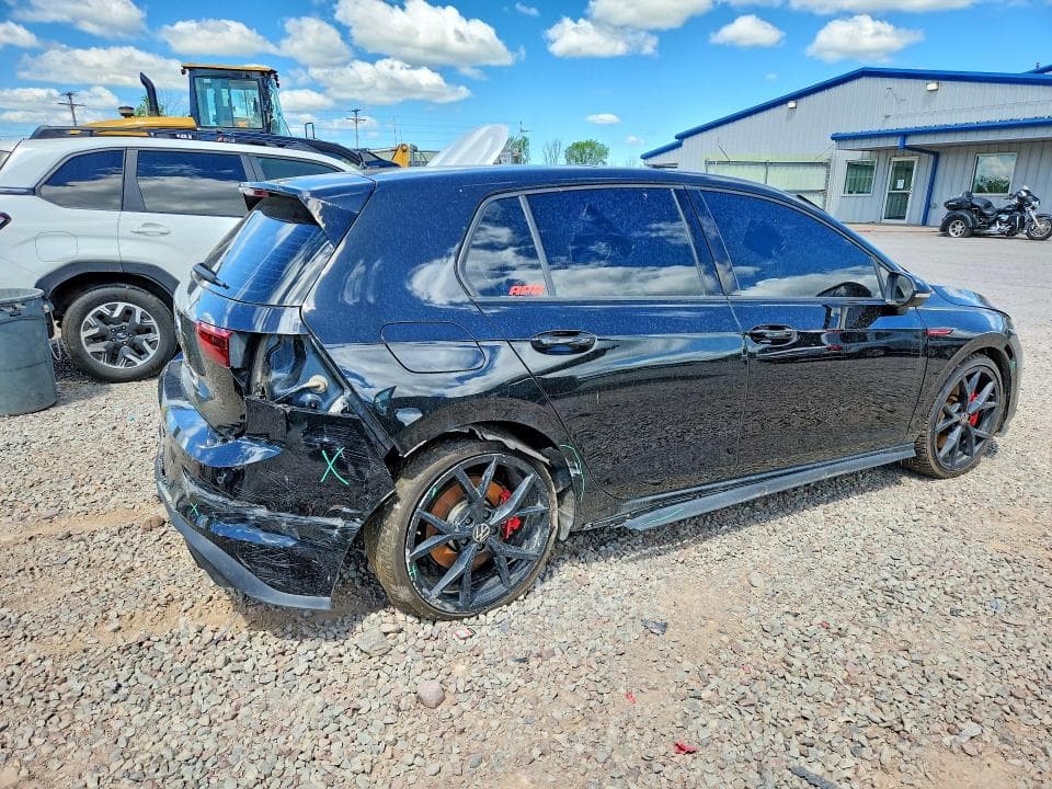 2024 VOLKSWAGEN GTI SE 3