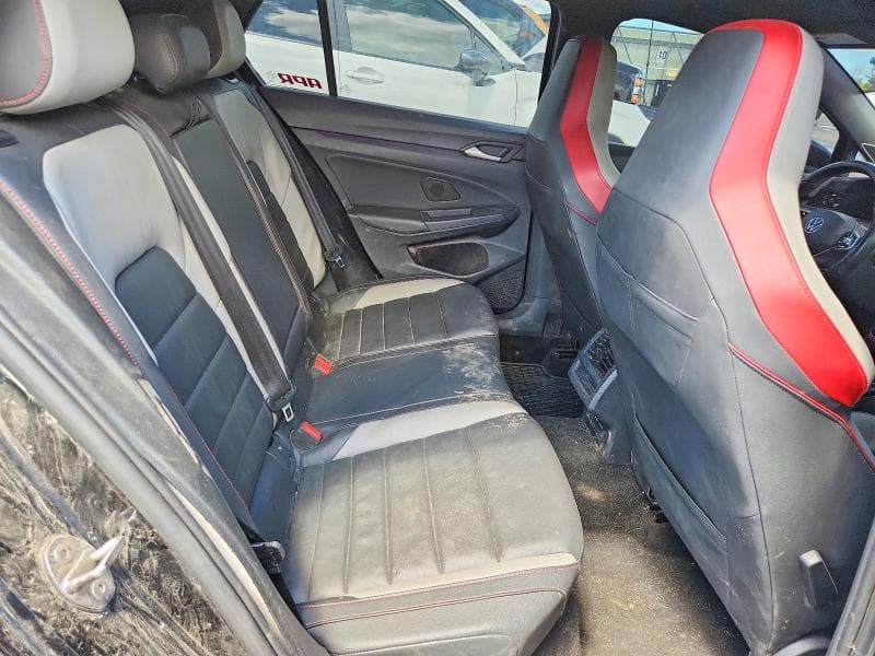 2024 VOLKSWAGEN GTI SE 10
