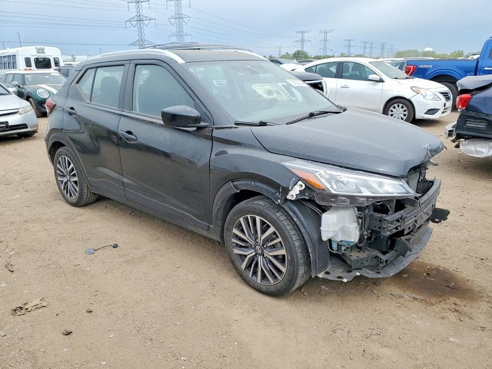 2021 NISSAN KICKS SV 4
