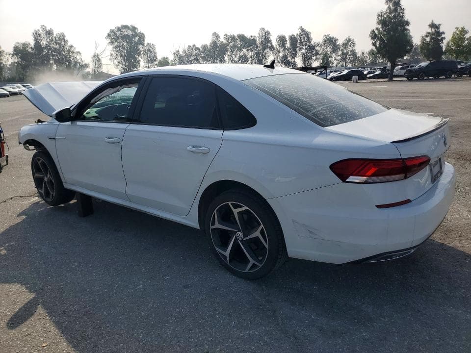 2020 VOLKSWAGEN PASSAT R-LINE 2
