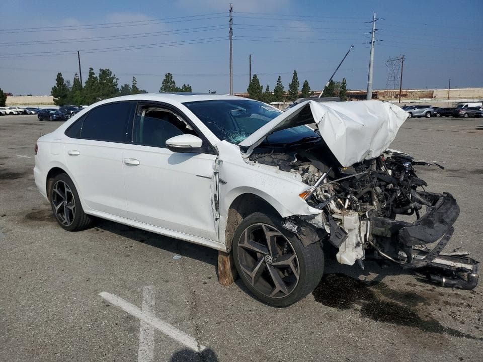 2020 VOLKSWAGEN PASSAT R-LINE 4