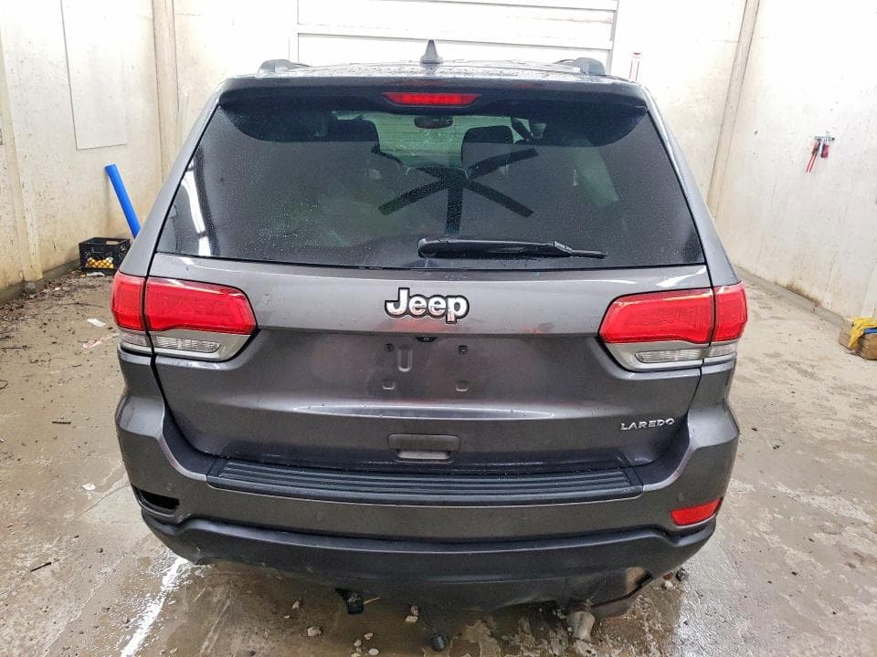 2017 JEEP GRAND CHEROKEE LAREDO 6