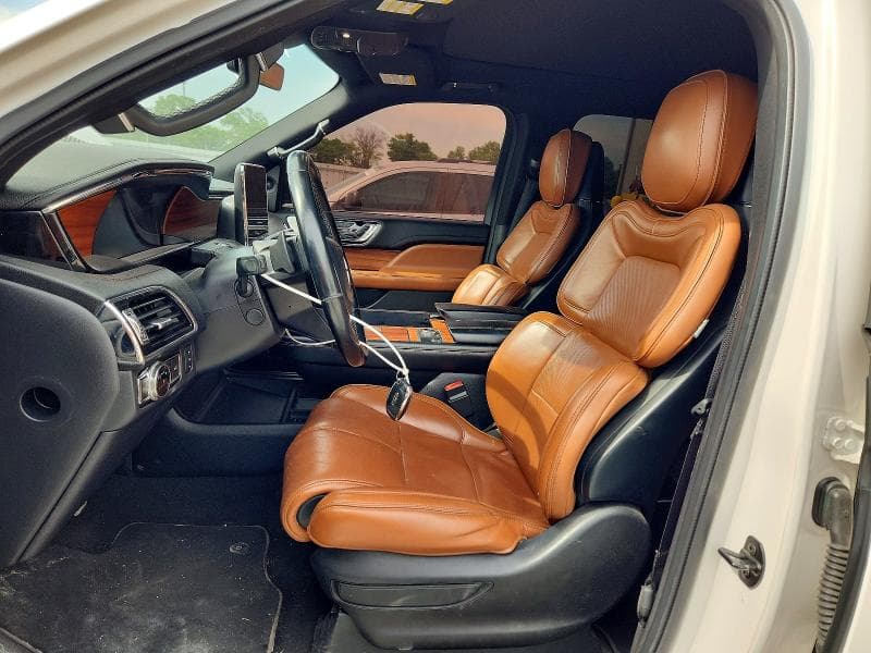 2019 LINCOLN NAVIGATOR L RESERVE 7