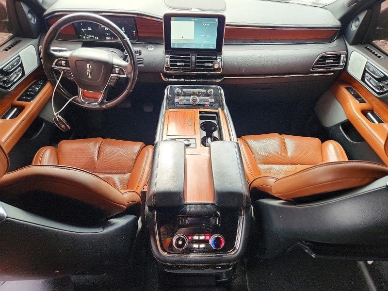 2019 LINCOLN NAVIGATOR L RESERVE 8