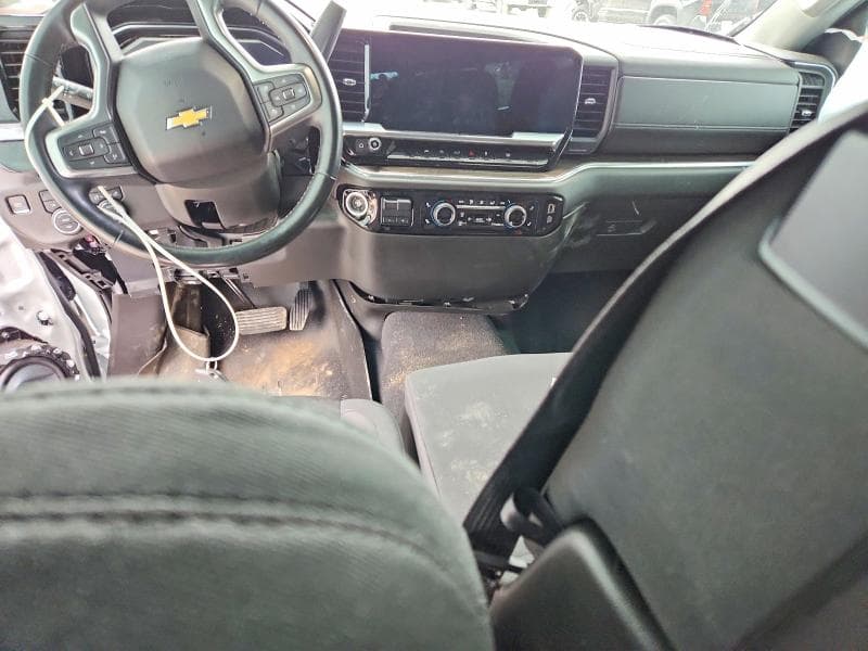 2024 CHEVROLET SILVERADO K1500 LT 8